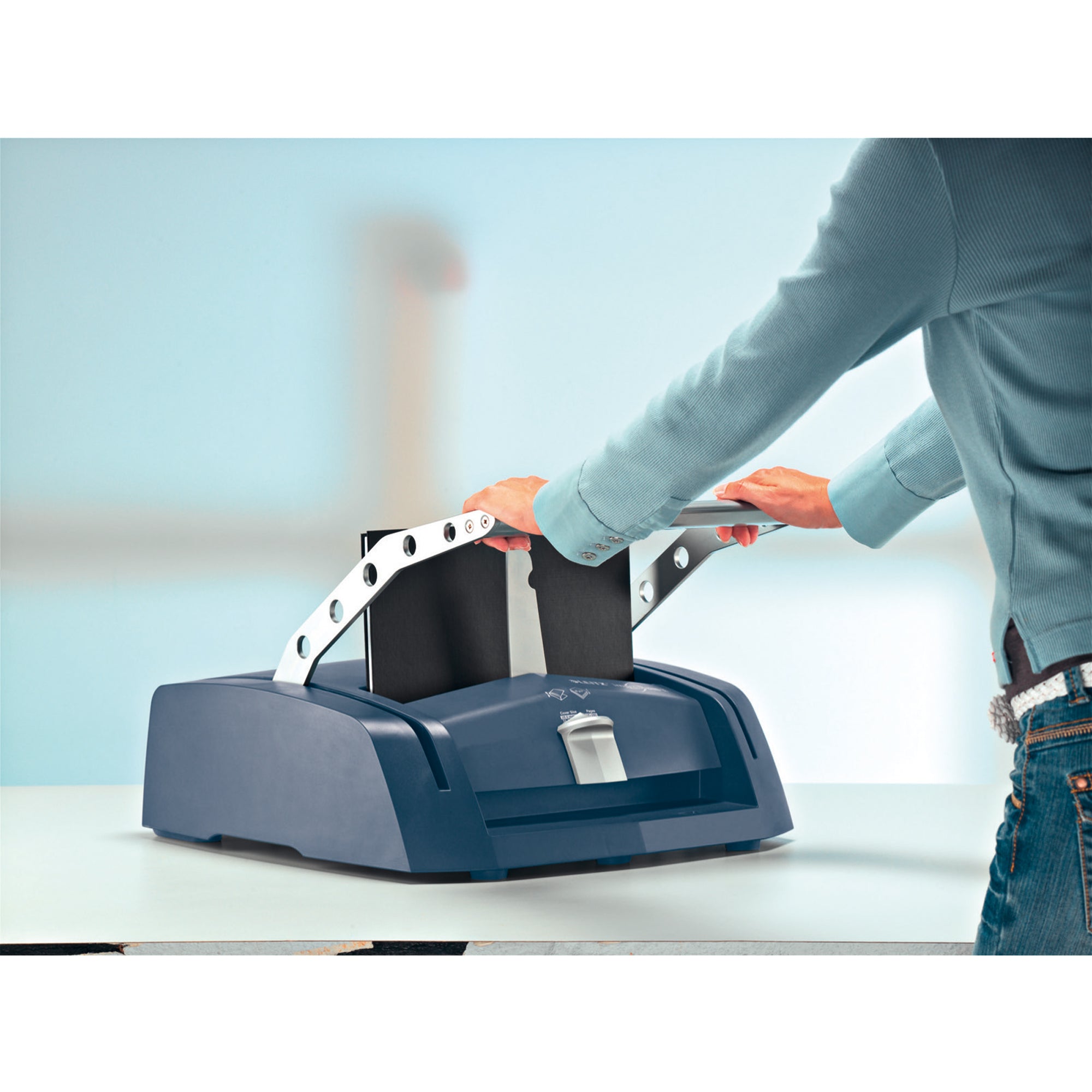 Leitz Buchbindegerät impressBIND 280