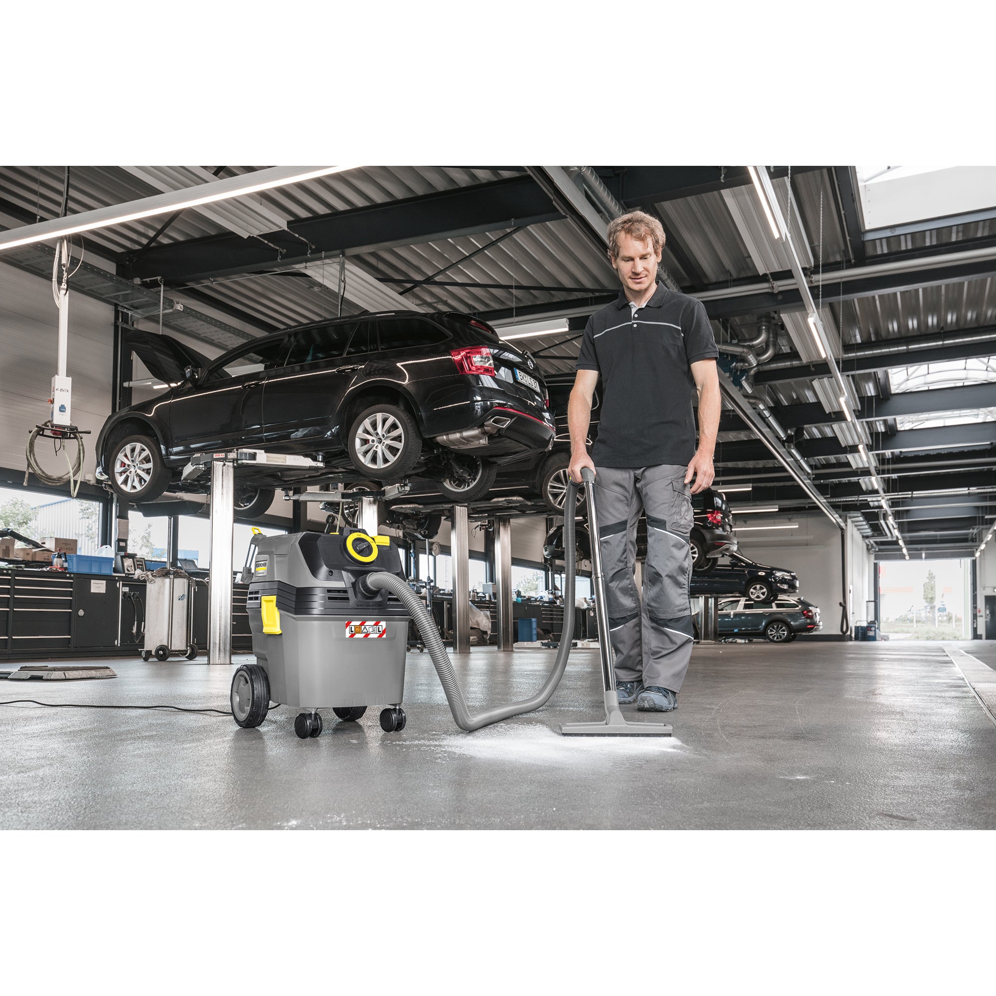 Kärcher Nass- und Trockensauger NT 30/1 AP L