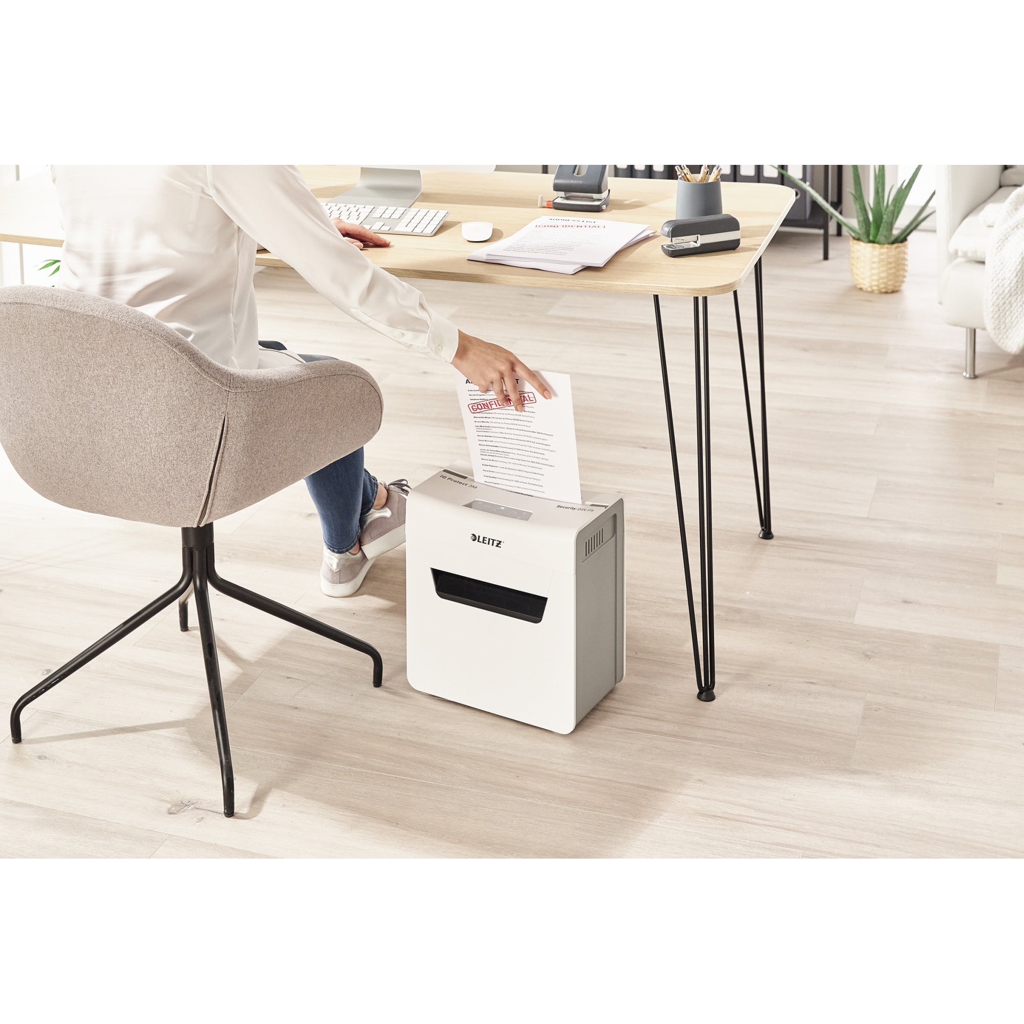 Leitz Aktenvernichter IQ 3M Protect Premium