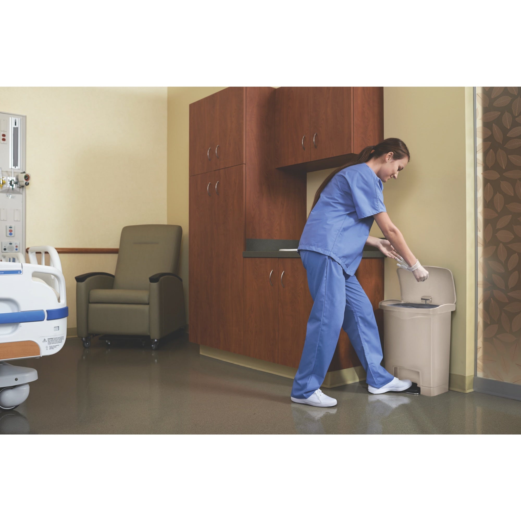 Rubbermaid Tretabfalleimer SLIM JIM® STEP-ON