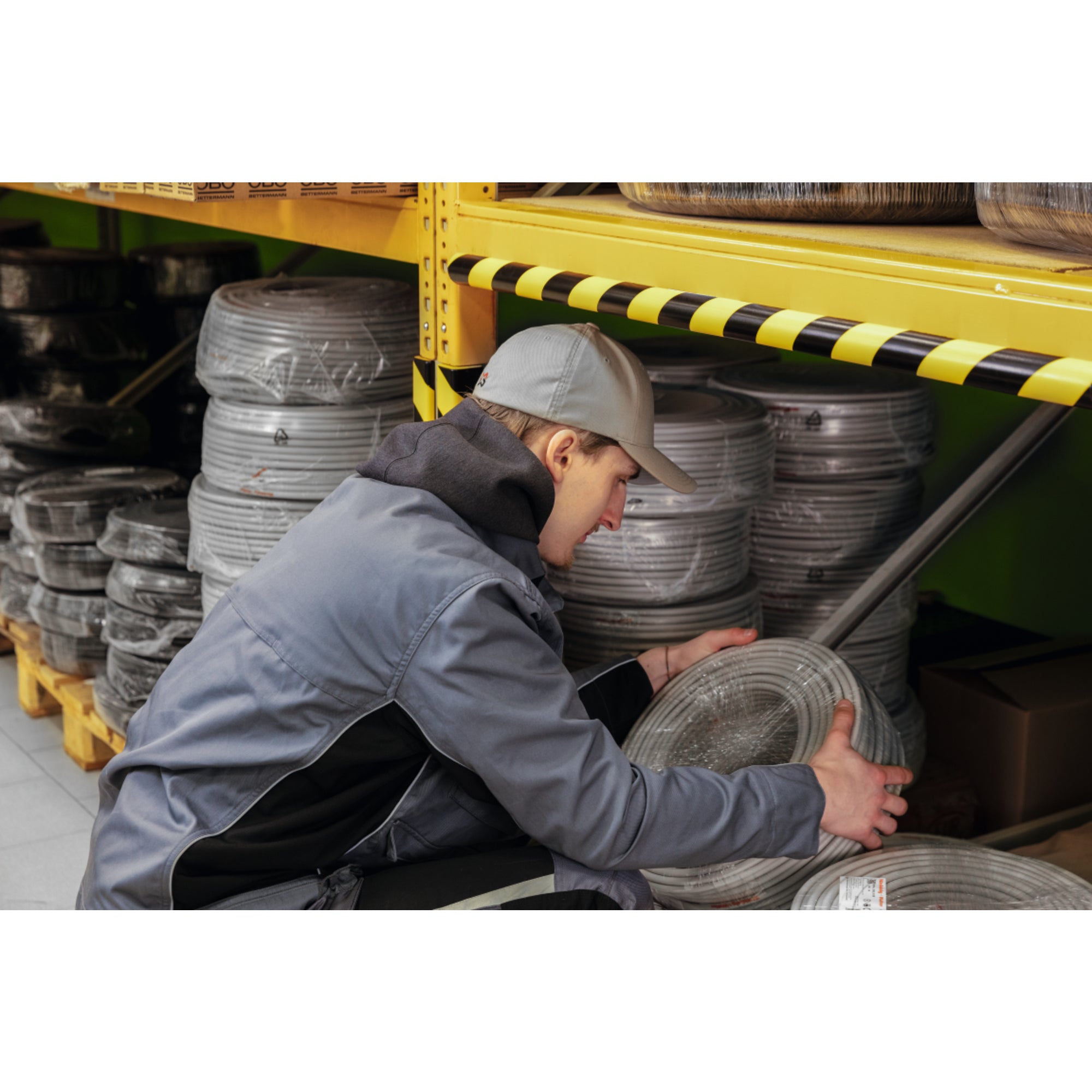 DURABLE Warn- und Schutzprofil C25R