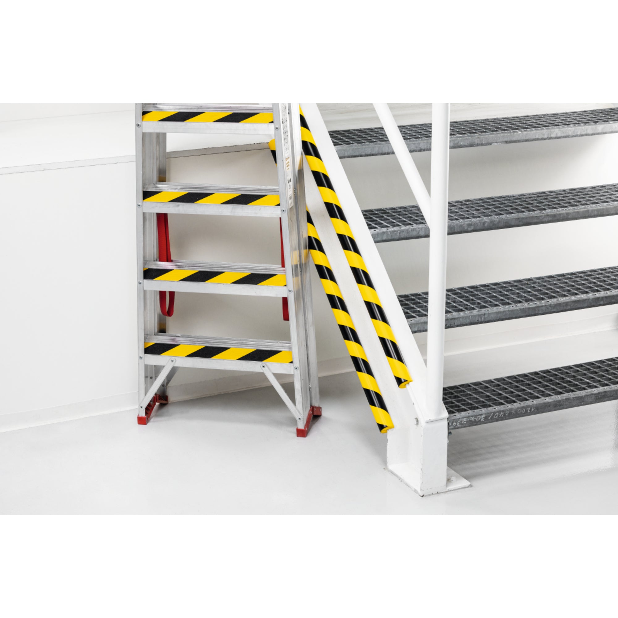 DURABLE Warn- und Schutzprofil E8R