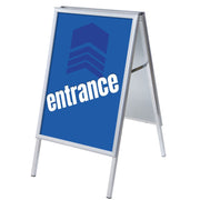 Showdown Kundenstopper A1 Set Eingang bl englisch