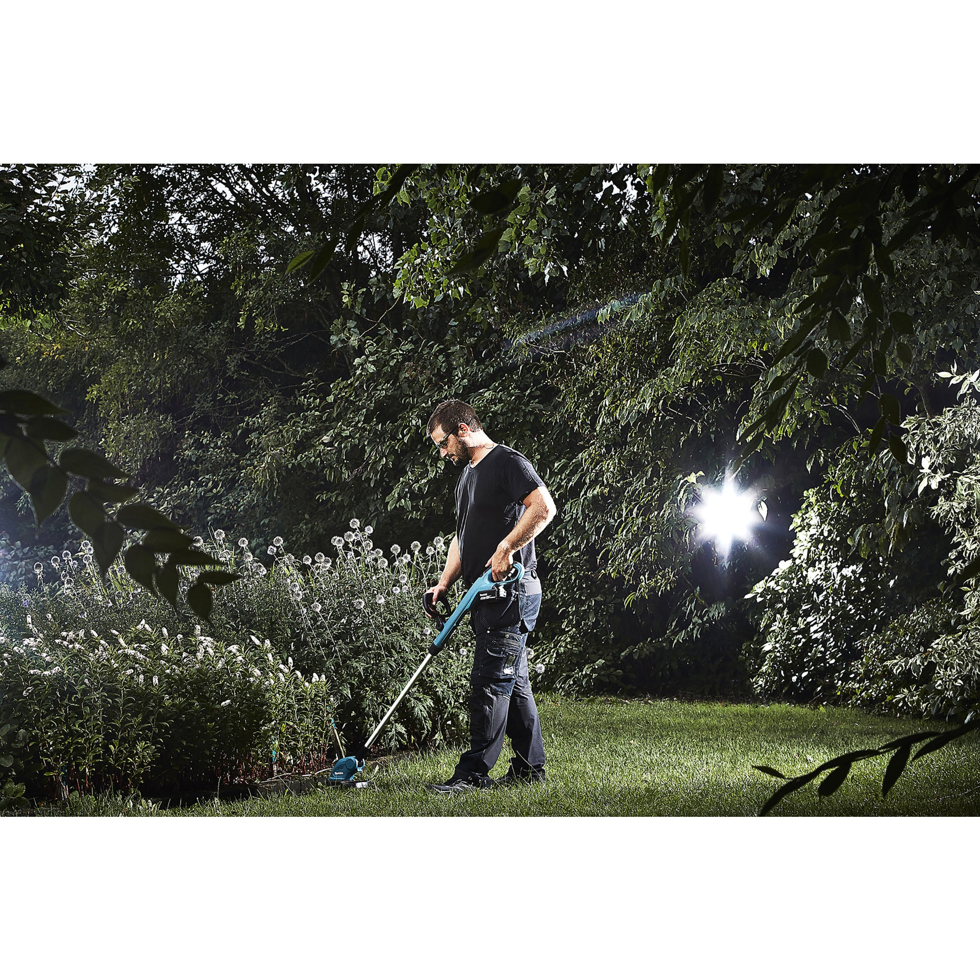 Makita Rasentrimmer DUR181
