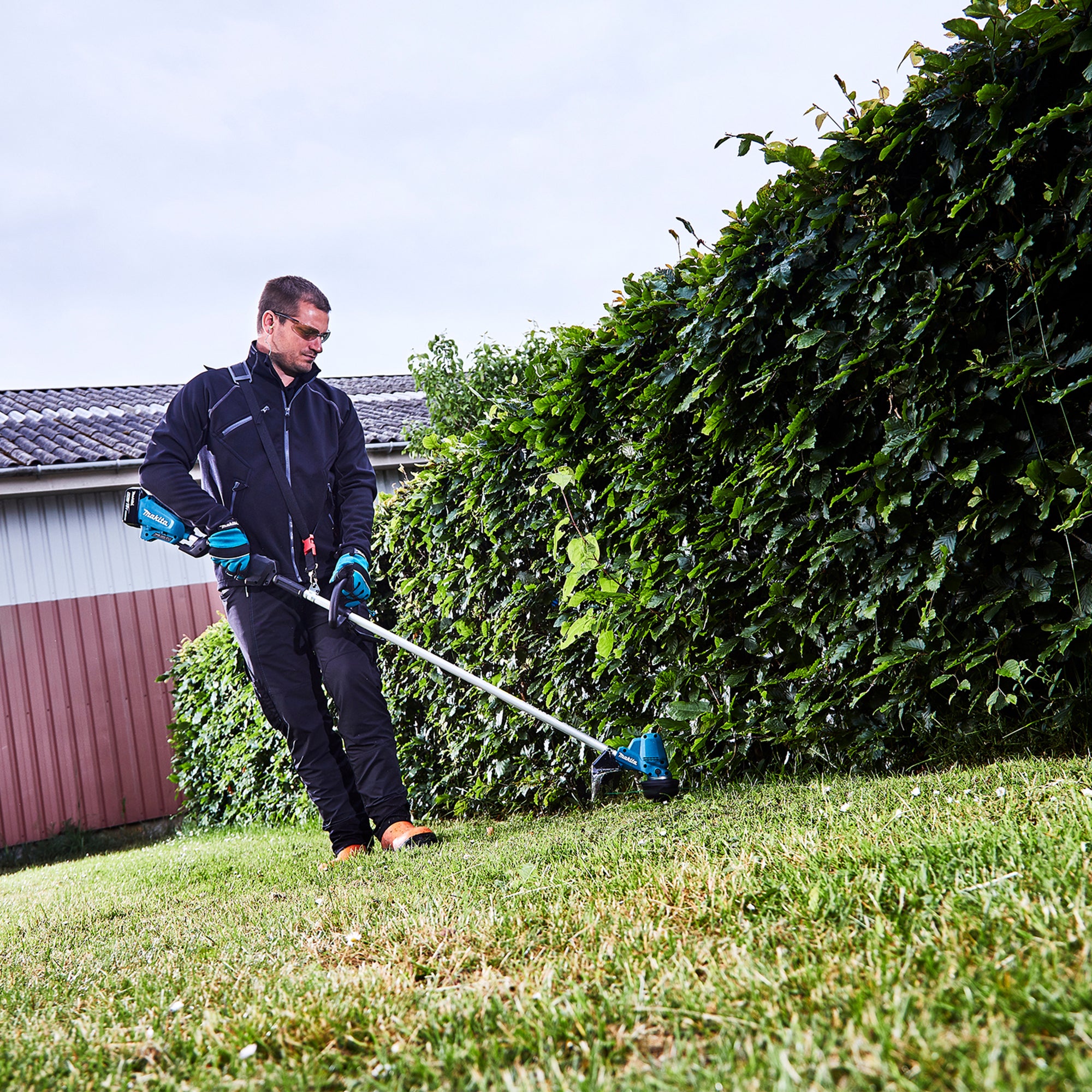 Makita Rasentrimmer DUR190L