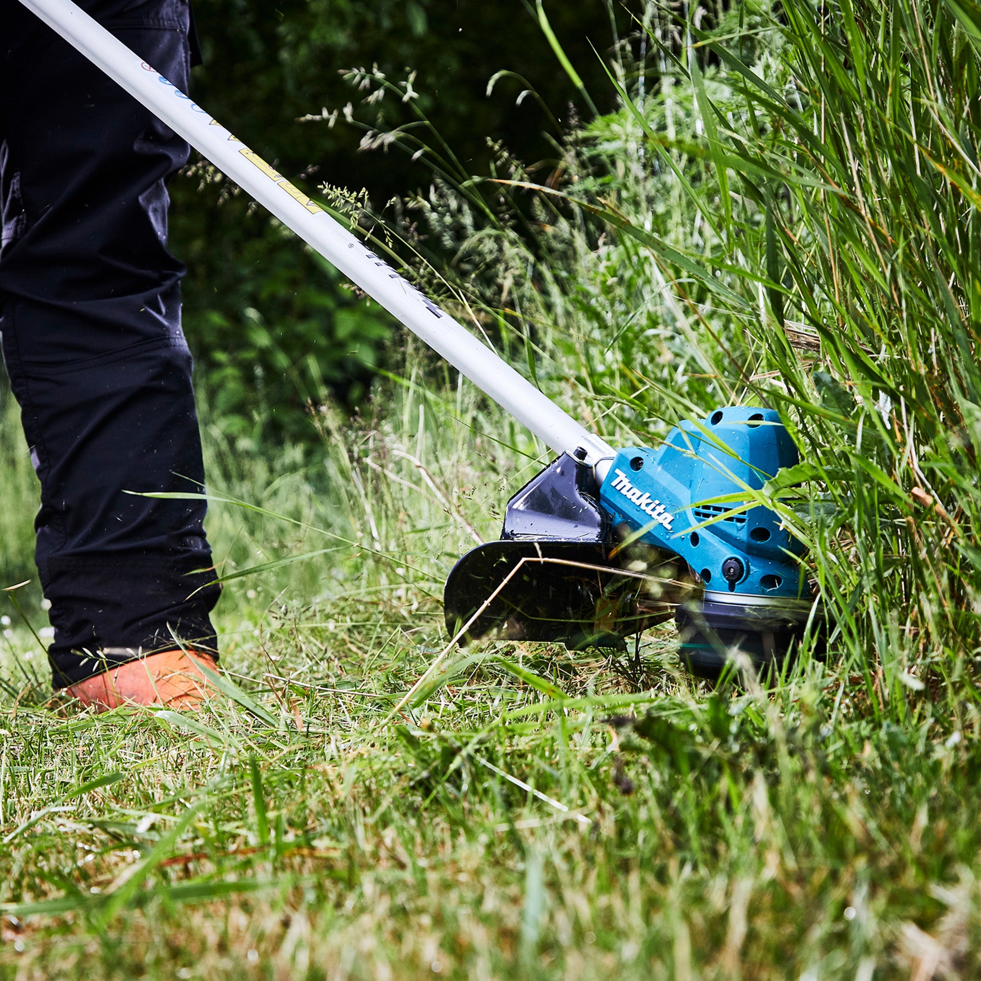 Makita Rasentrimmer DUR190U