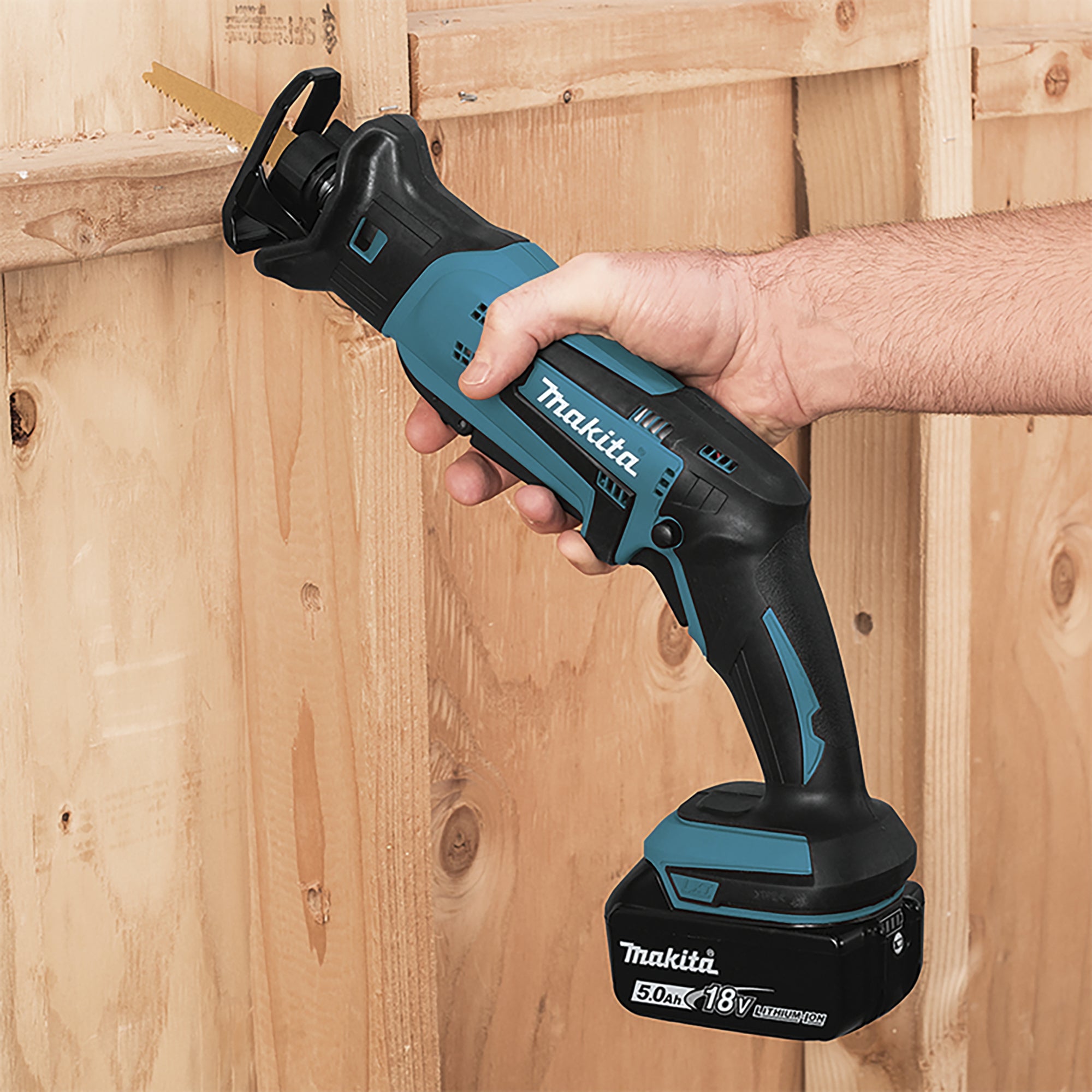 Makita Säge DJR183