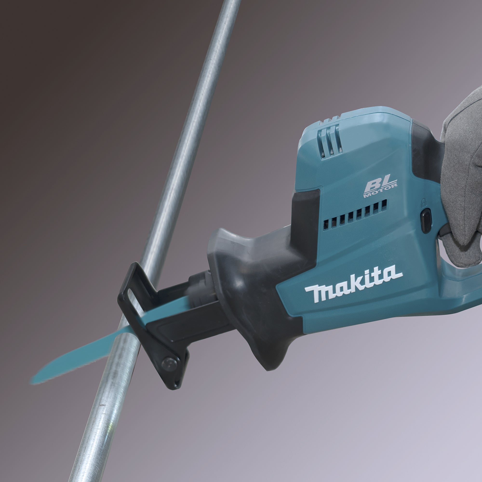 Makita Säge DJR189