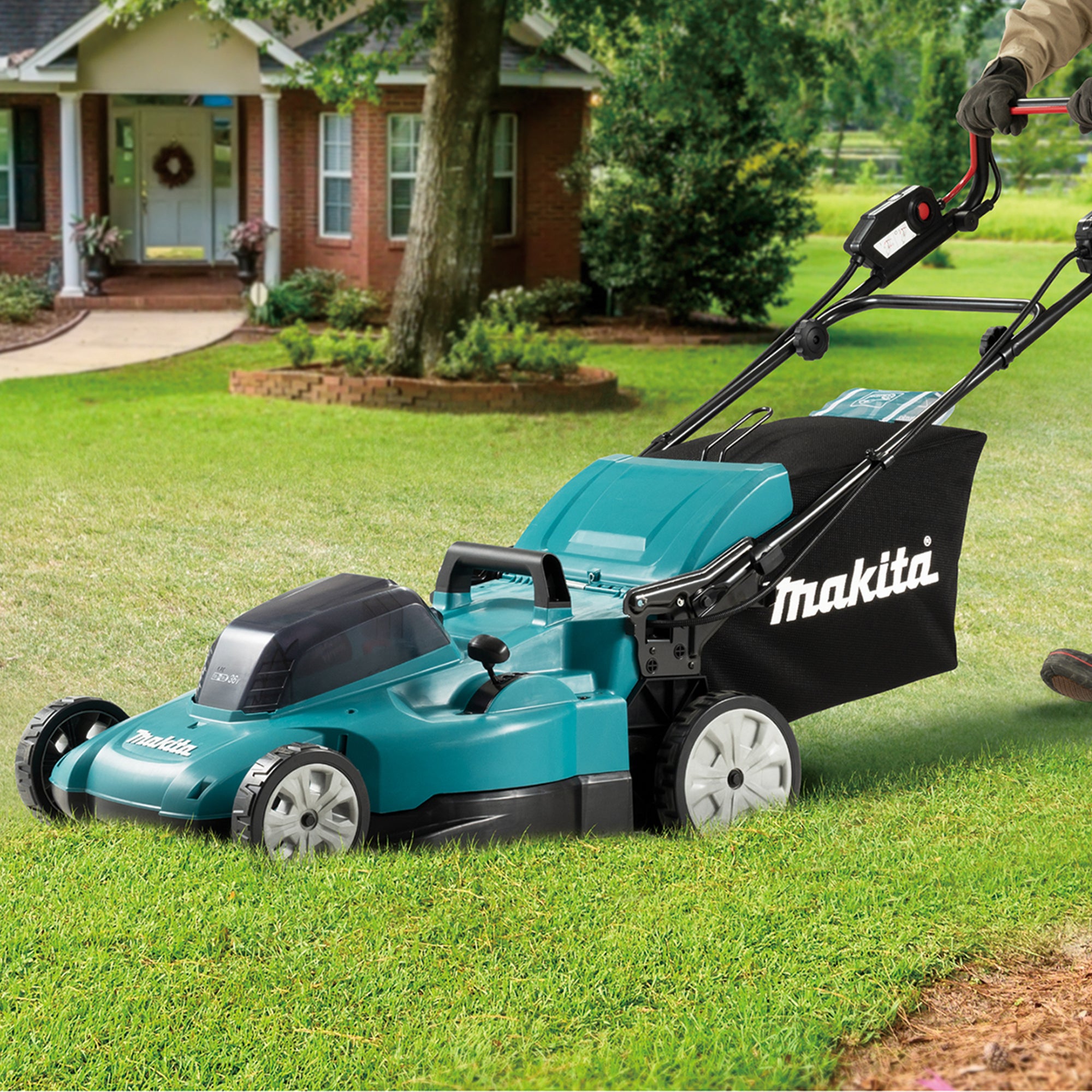 Makita Rasenmäher DLM539