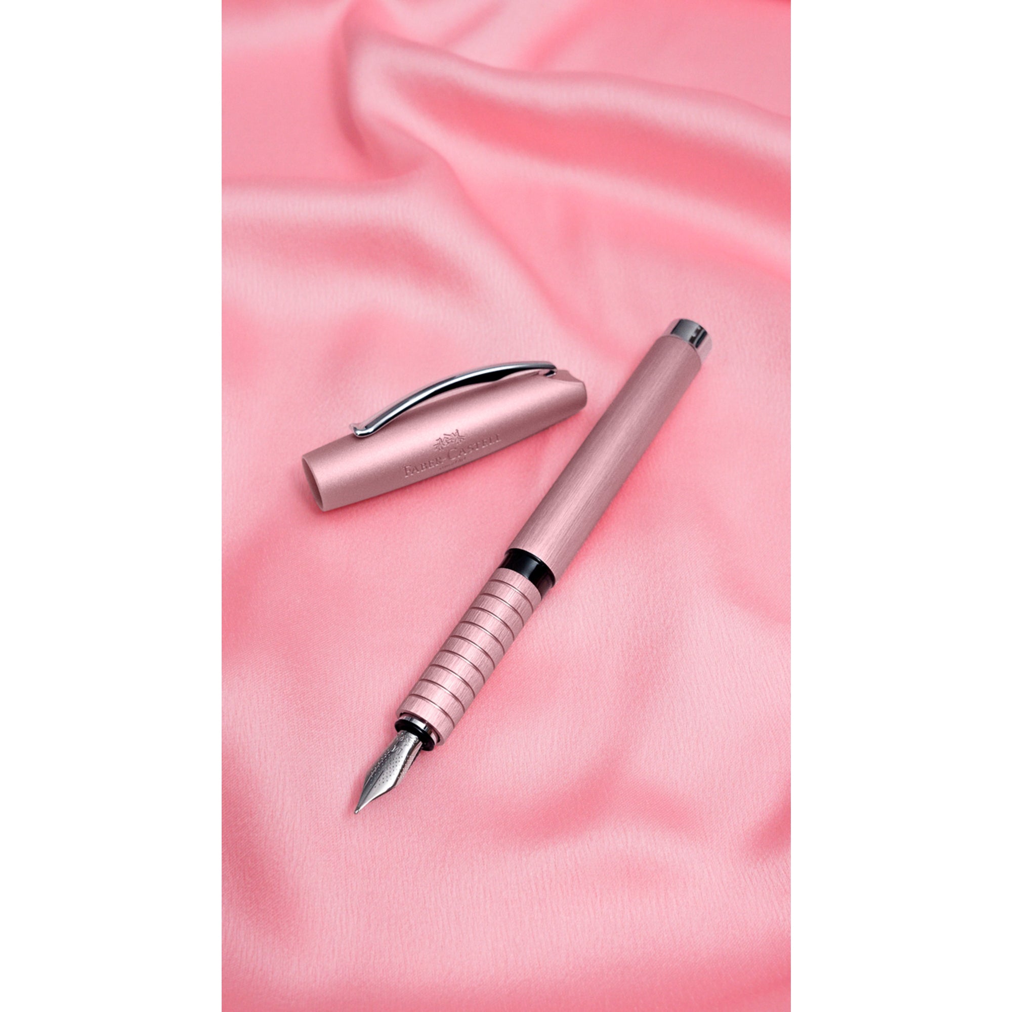 Faber-Castell Füllfederhalter Essentio Aluminium